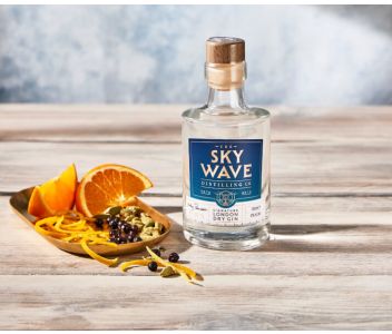 Sky Wave Signature London Dry Gin – Officially the World’s Best Contemporary Gin 200ml