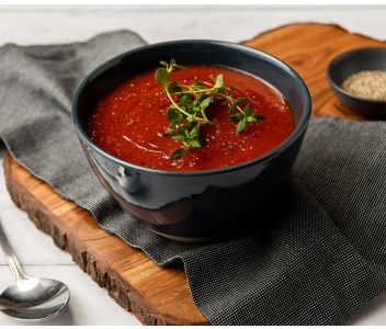 Bay's Kitchen Tomato & Roasted Pepper Soup