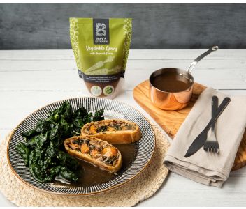 Bay's Kitchen Vegetable Gravy with Thyme & Chives