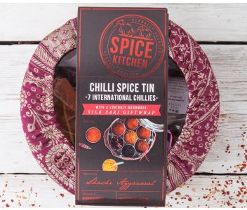INTERNATIONAL CHILLI COLLECTION WITH SARI WRAP | 7 CHILLIES 
