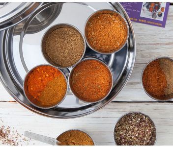 WORLD SPICE BLENDS & BBQ RUBS SPICE TIN | 9 SPICE BLENDS 
