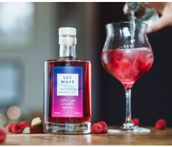 Sky Wave Raspberry and Rhubarb Gin (42% ABV) [500ml]