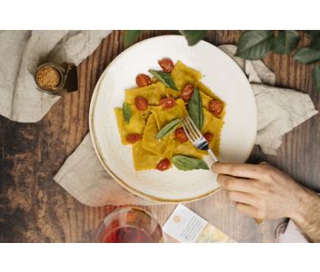 6 hour slow cooked beef ragu ravioli (6 servings)