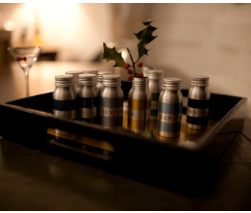 ENJOY 12 DAYS OF CHRISTMAS IN 2025 - BLUE BOX - 35ML TINS