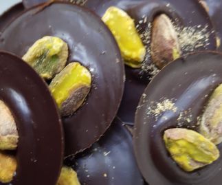 Dark Chocolate, Pistachio, Cardamom & Rose Drops