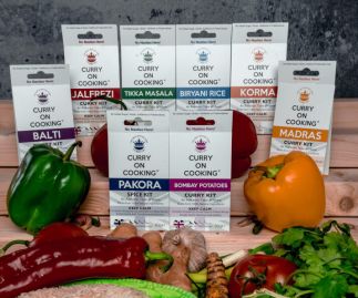 8 Curry Kits with a KEEP KORMA & CURRY ON Apron & Cotton Bag
