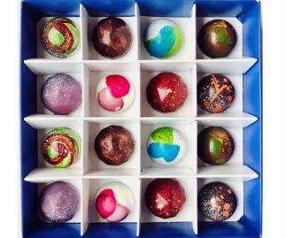 Classic Box of 16 Chocolate Bonbons