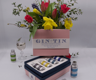 GIFT SET OF FOUR GINS FOR MUM IN A PINK GIFT BOX