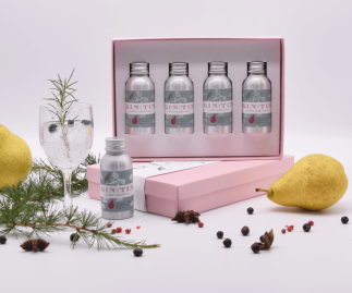 FOUR PEAR GINS, GIFT BOX SET - PINK