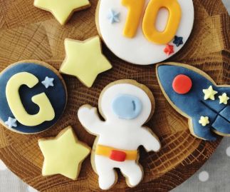 Butter Biscuit with fondant icing - Space