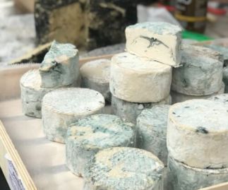 Sacré Bleu