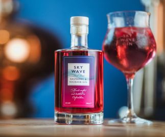 Sky Wave Raspberry and Rhubarb Gin (42% ABV) [500ml]