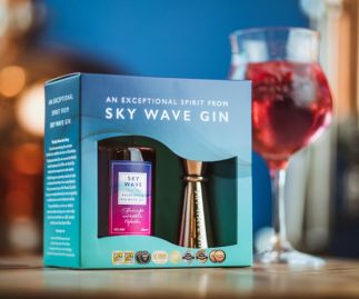 Sky Wave Gin Raspberry & Rhubarb 200ml and Jigger Gift Box