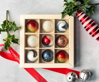 Couture Christmas Chocolate Box (Box of 9 chocolates)