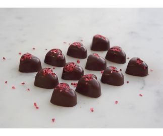 Award-Winning 75% Solomon Island Raspberry Hearts Chocolate Box