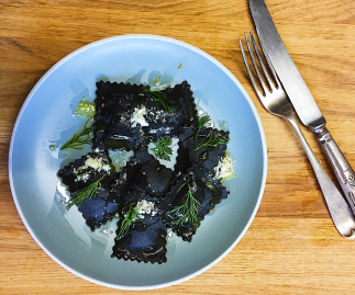 Squid Ink Stained King Prawn & Crayfish Ravioli (6 servings)