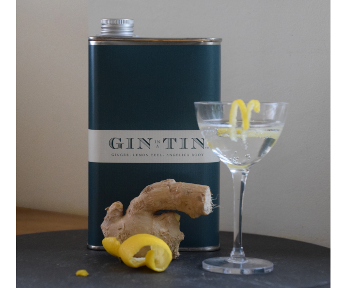 LONDON DRY GINGER, ANGELICA ROOT & LEMON PEEL GIN IN A TIN  – 50CL TIN