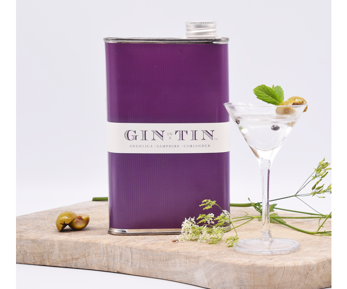 ANGELICA, SAMPHIRE, & CORIANDER, GIN NO.8 - 50CL TIN