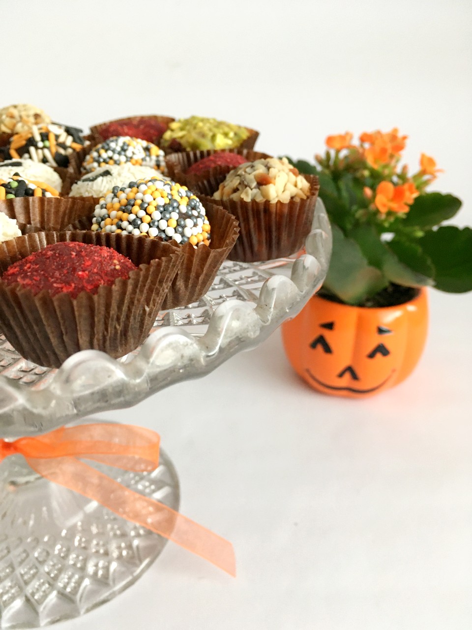 Miss Apple’s Mini Bakery